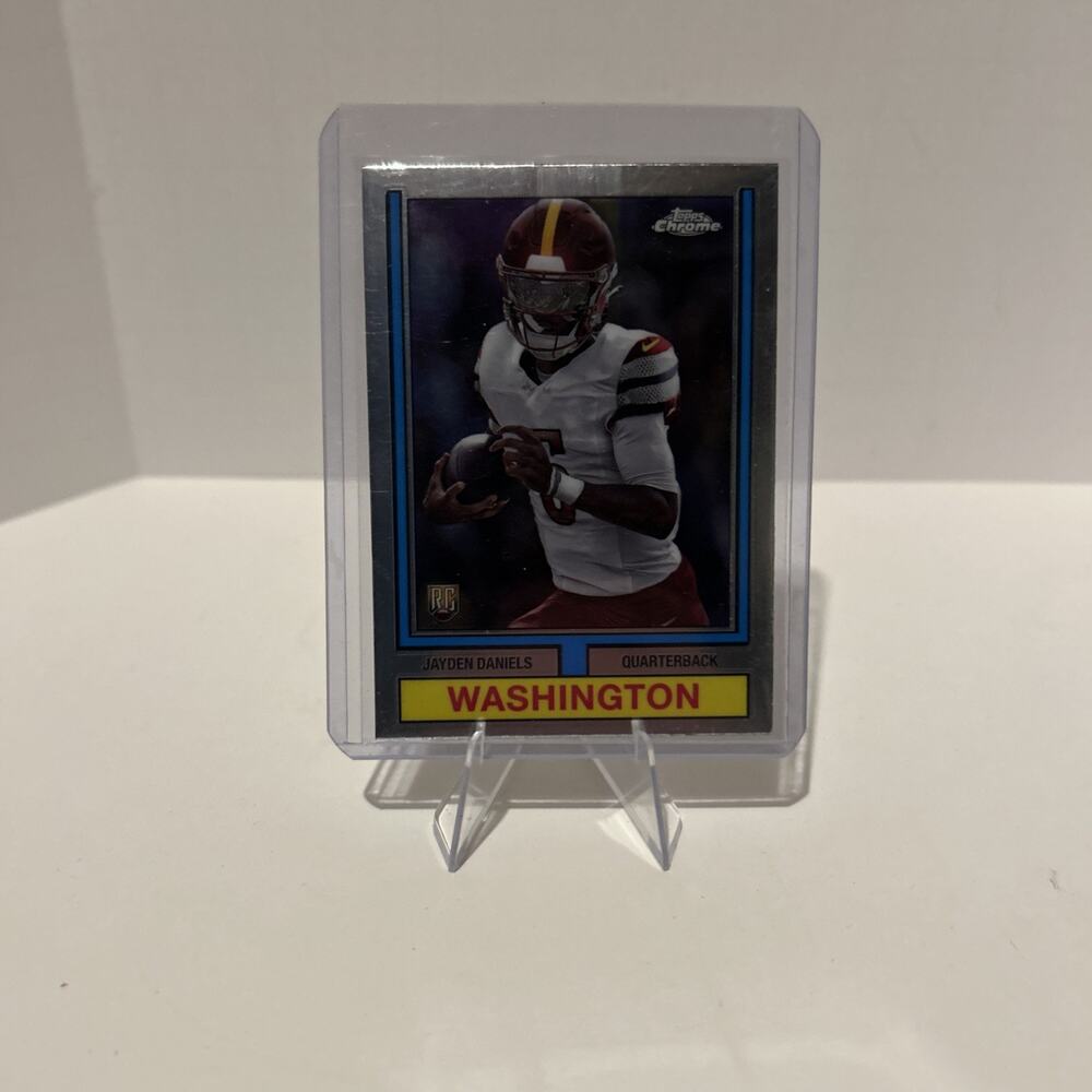 2024 Topps Chrome Jayden Daniels 1974 Throwback Refractor 74TF-2‎ Silver rookie
